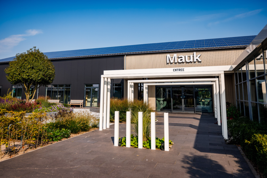 De hoofdingang van Family Entertainment Center Mauk